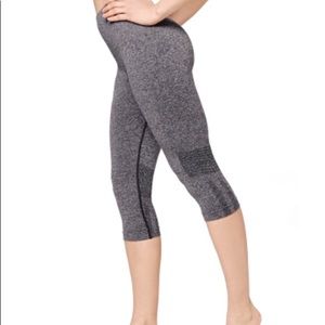 Ivy Park Seamless Capri Leggings, Grey, Size S/M